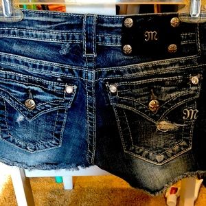 Miss Me jean shorts size 25